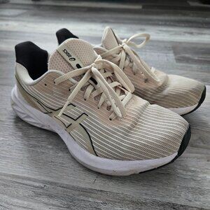 Asics 7.5 Beige